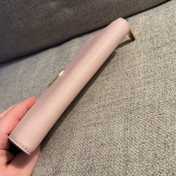 Michael Kors Zip Around Wallet - Picture 5 of 8